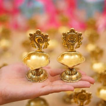Brass Shank & Chakra Diya